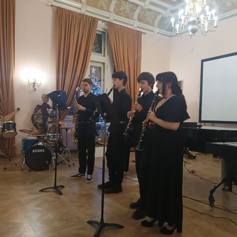 Koncert Laureatów II Szkolnego Konkursu Harmonicznego, koncert z okazji Dnia Babci i Dziadka