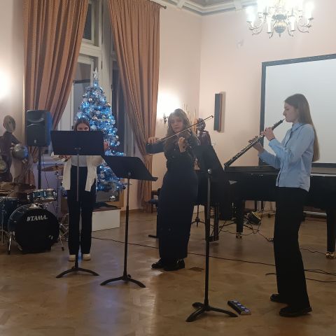 Koncert Laureatów II Szkolnego Konkursu Harmonicznego, koncert z okazji Dnia Babci i Dziadka