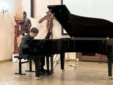 Recital fortepianowy Piotra Kowala