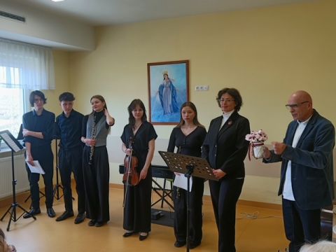 Koncert w Domu Opieki "Staś" w Gnojniku
