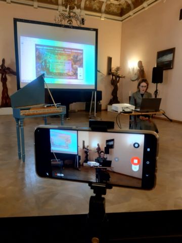 „Między dźwiękiem a obrazem – rozwój kompetencji poprzez sztukę i media”.